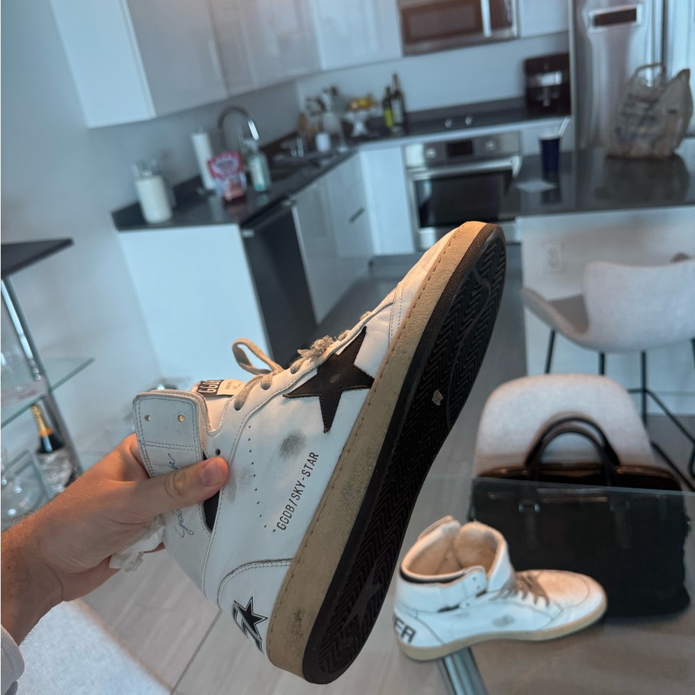 Golden Goose mens Sky-Star High-Top Sneakers - size 43 - Picture 3 of 7